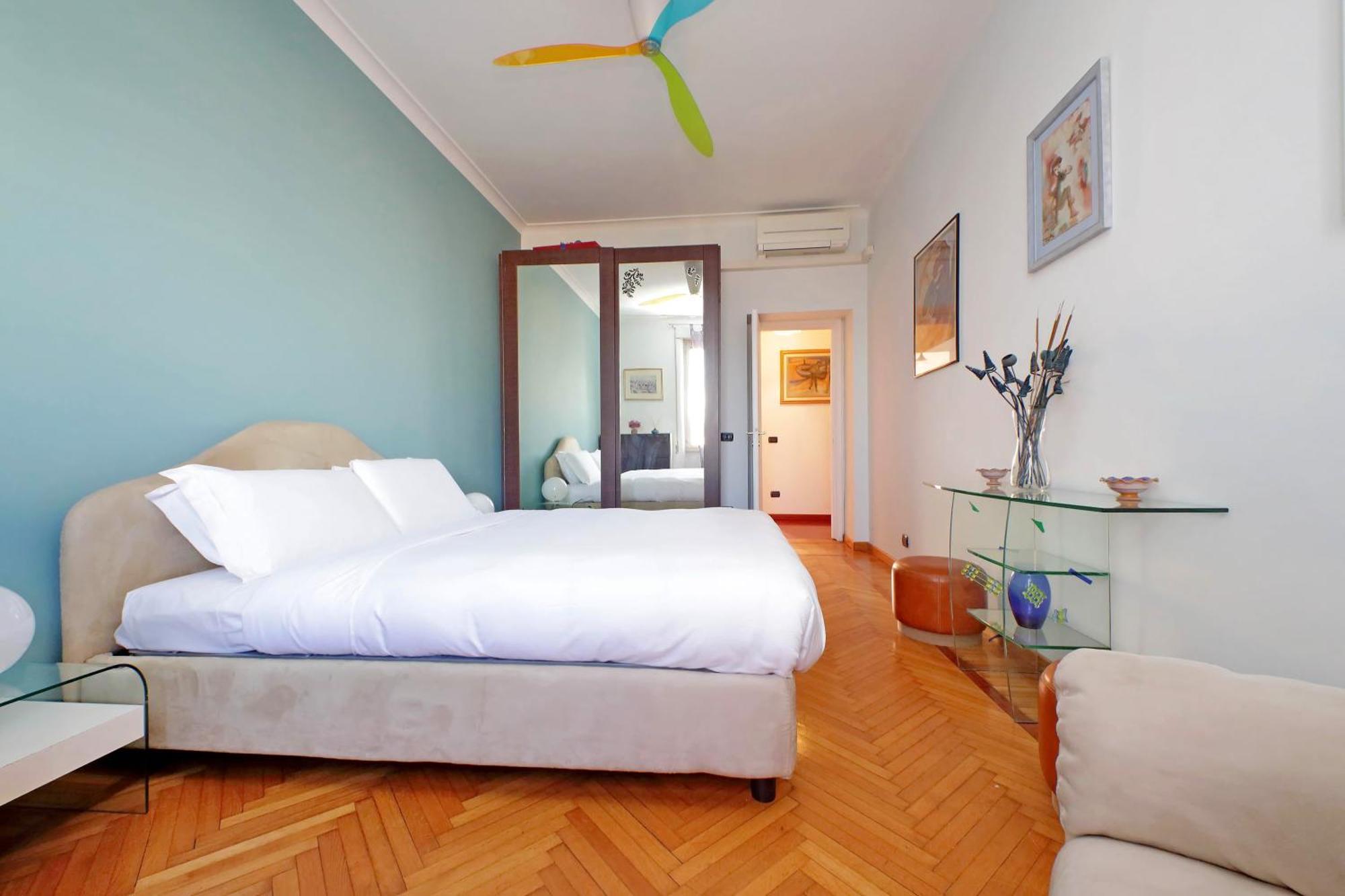 Ych-una Finestra Sulla Cupola Di San Pietro Apartamento
